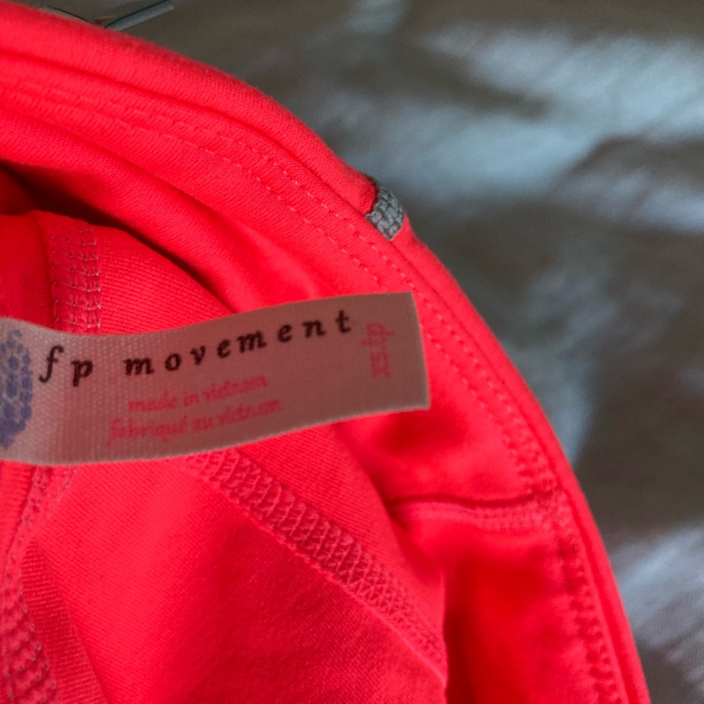 Free People Movement coral hot pink leggings XS - Host Pick. NWOT - Picture 9 of 14